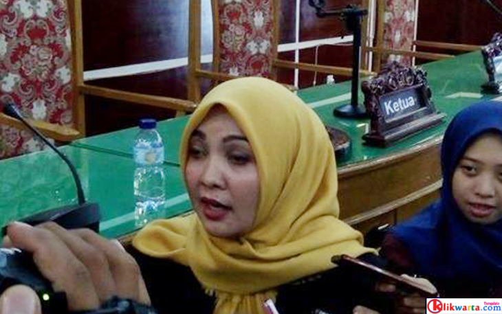 Ketua DPRD Kota Bengkulu Erna Sari Dewi 