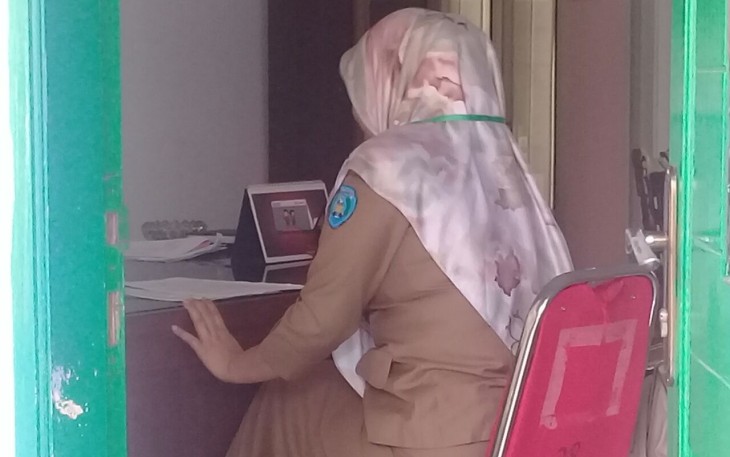 Salah satu ASN DPPKA saat diperiksa 