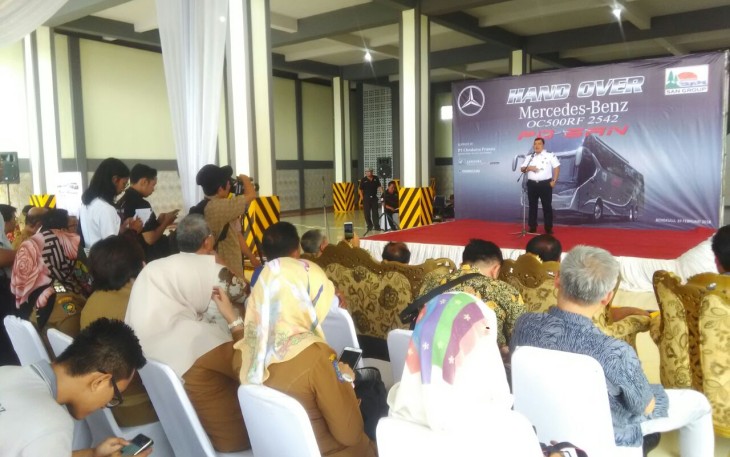 Penyerahan tiga unit Bus Mercedes-Ben PT SAN Putera Sejahtera