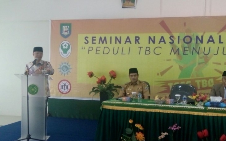 Plt Gubernur Bengkulu Rohidin Mersyah Memberikan Sambutan sekaligus Membuka Seminar Nasional 