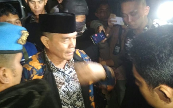 Bupati Dirwan Mahmud saat berada di Mapolda Bengkulu