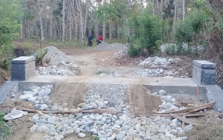 Pembangunan fisik Desa Talang Padang Kecamatan Padang Guci Hilir Kabupaten Kaur
