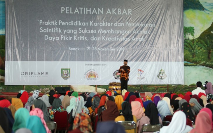 Plt Gubernur Rohidin Mersyah membuka Pelatihan Akbar.