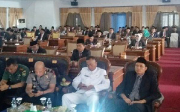 Rapat Paripurna DPRD Seluma dalam Rangka HUT RI ke-73