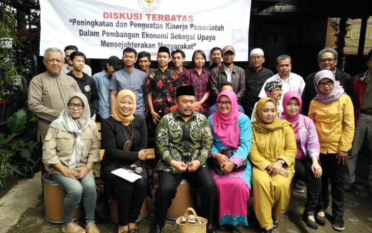 Foto bersama usai diskusi 