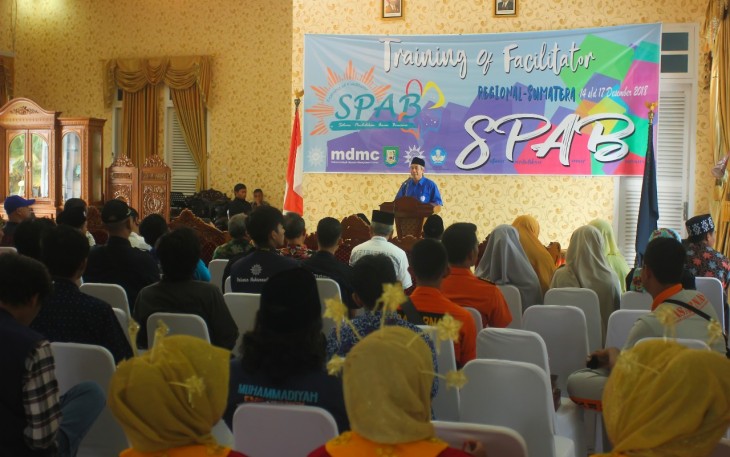 Sekda Nopian Andusti membuka Training Of Facilitator Satuan Pendidikan Aman Bencana Regional Sumatera