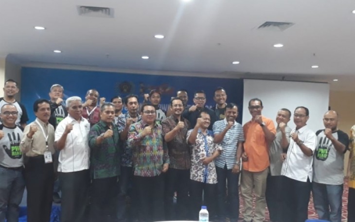 Foto bersama usai pelantikan Mappilu PWI se Indonesia di Surabaya