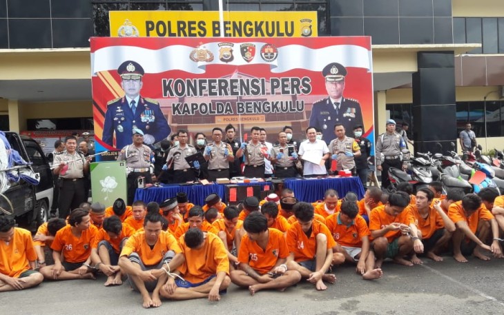 konferensi pers kasus curat, curas dan curanmor di Mapolres Kota Bengkulu