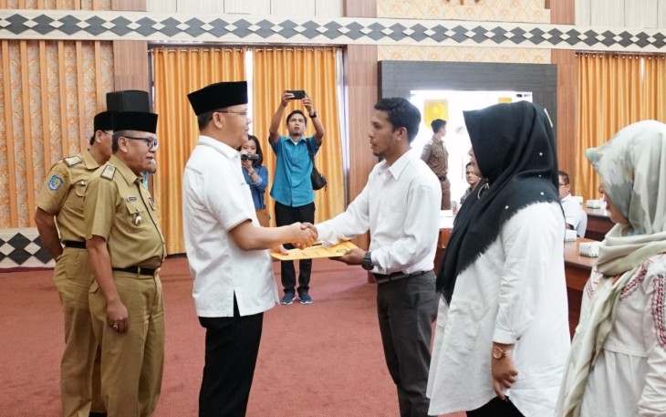 Gubernur Bengkulu Rohidin Mersyah Memberikan Pengarahan Dan Pembekalan Teknis Tenaga Pendamping 