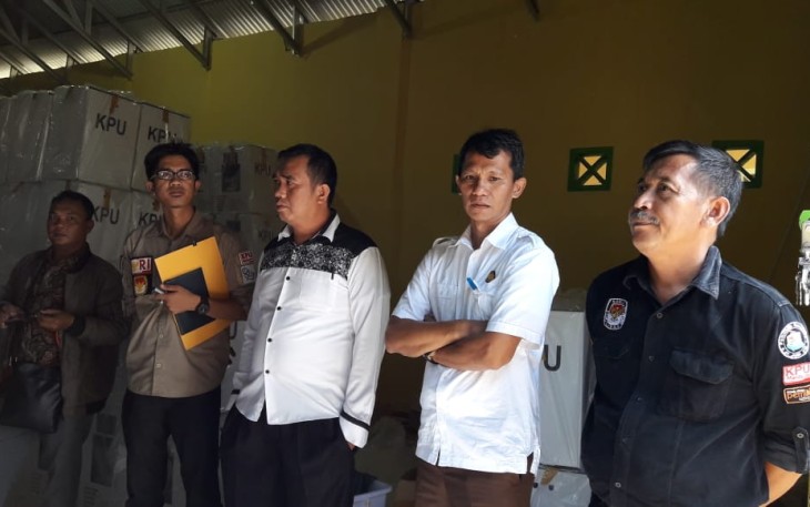 Kejari Tinjau Gudang Logistik KPU Kota