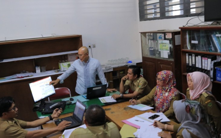 Hari Pertama Ramadhan, Plt Bupati Gusnan Sidak OPD