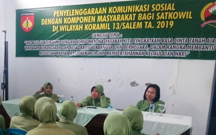 Ketua Persit Kartika Candra Kirana Cabang XXIII Kunjungi Koramil 13/Salem