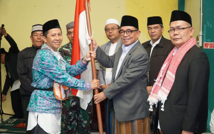Bupati Kepahiang Hidayattullah Sjahid Lepas Calon Jamaah Haji Kepahiang 