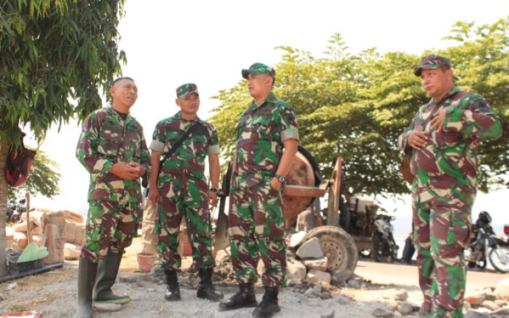 Semangati Prajurit dan Warga Dandim Klaten Kunjungi Pelaksanan TMMD Reg 105 DI Jimbung
