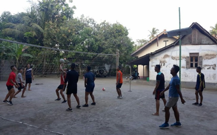 Main Bola Volly Jadikan Pelepas Penat Satgas TMMD Reg 105
