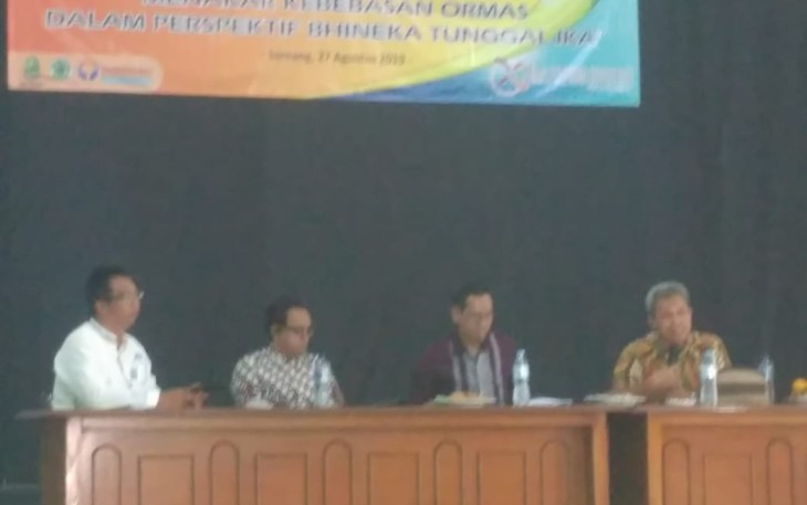 Diskusi Publik
