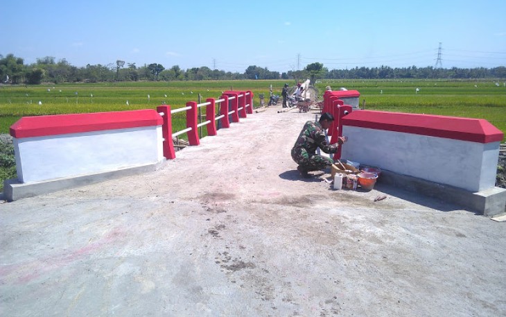 Dandim Klaten Berharap Warga Merawat Jembatan Yang Dibangun Melalui TMMD