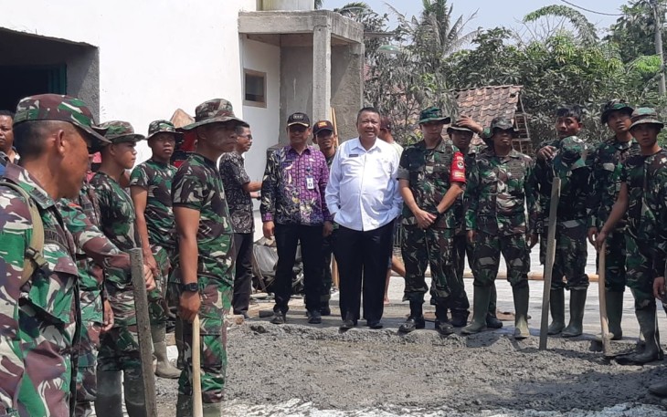 Jelang Penutupan Dandim Cek TMMD Kronjo
