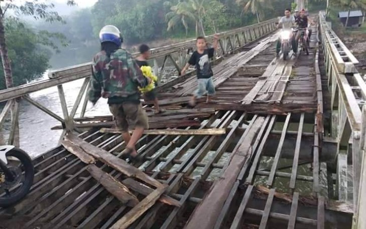Kondisi Jembatan Memprihatinkan 