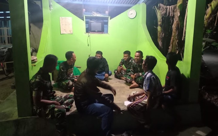 Pos Kampling Desa Jimbung Ramai Didatangi TNI