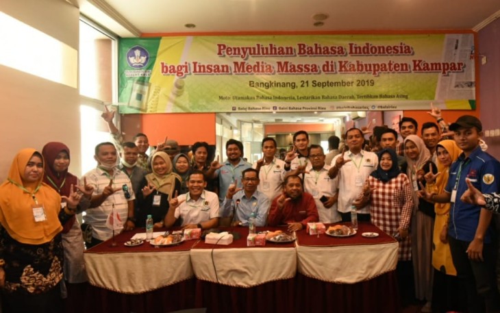 Balai Bahasa Riau Menyelenggarakan Penyuluhan Bahasa Indonesia Bagi Insan Pers