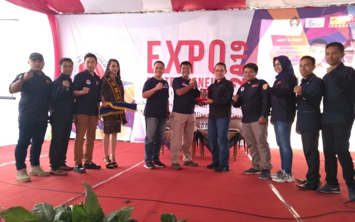 Penutupan Expo Santripreneur 2019 di Kabupaten Blitar