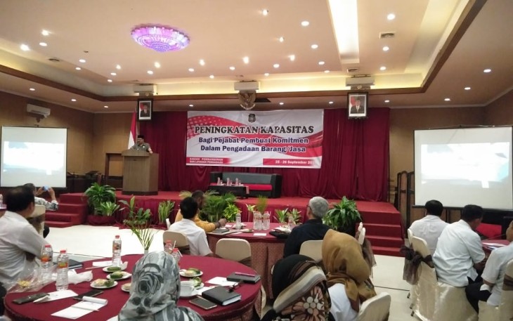 Plt Wali Kota Blitar Santoso Saat Memberikan Sambutan Dalam Acara Peningkatan Kapasitas Bagi Pejabat Pembuat Komitmen Dalam Pengadaan Barang Dan Jasa
