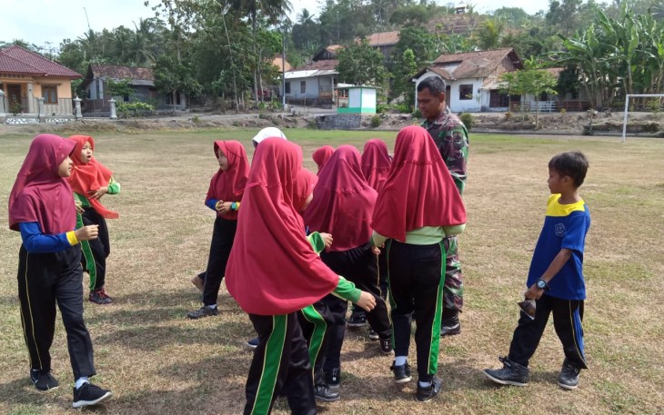 Ini Respek Siswa SDN1 Cilibang di Pra TMMD 106 Kodim Cilacap