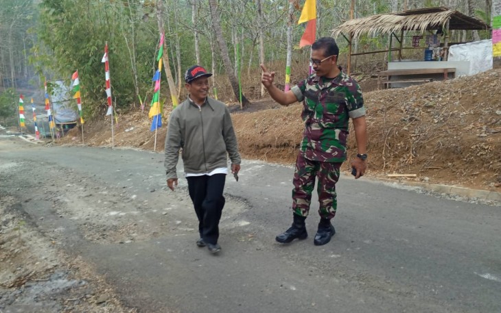 Kapten Inf Tasino Tinjau Lokasi Transit Upacara TMMD 106 Kodim Cilacap di SDN 01 Cilibang