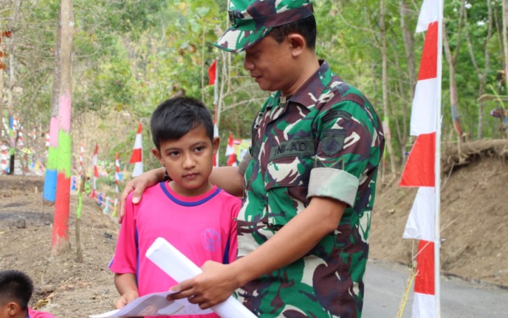 Sertu Mulyono Motivasi Anak-anak Ingin Jadi TNI