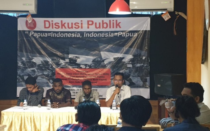 Diskusi Publik