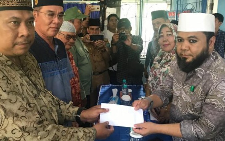 Wali Koata Bengkulu Helmi Hasan Berikan Bantuan Operasional 