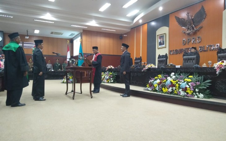 Suasana pengambilan Sumpah/Janji pimpinan DPRD Kabupaten Blitar periode 2019-2024.