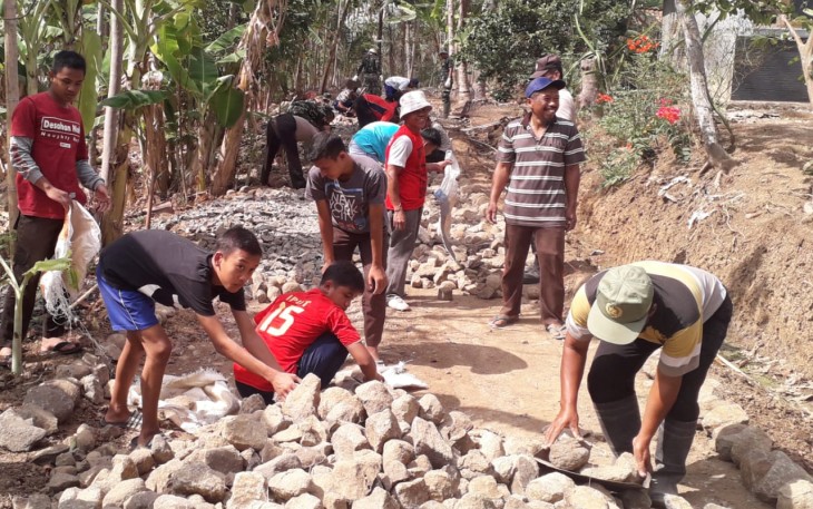 Sasaran Kegiatan TMMD Dalam Pemasangan Batu Krop