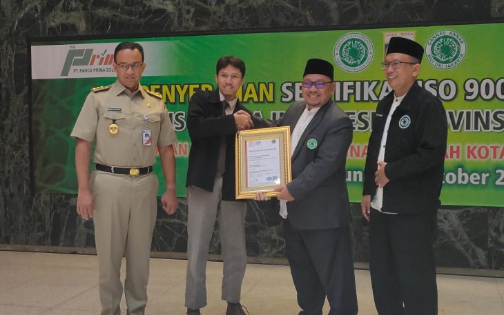 Anies Saksikan Penyerahan ISO 9001:2015 MUI DKI Jakarta 