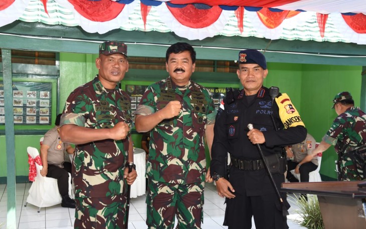 Panglima TNI Tegaskan Sinergitas Kunci Menjaga NKRI Dihadapan Prajurit TNI Polri di Wamena