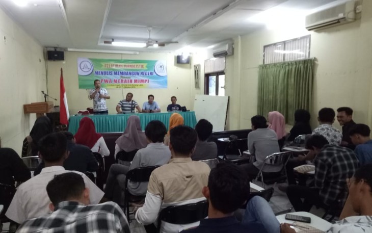 PWA Gelar Pelatihan Jurnalistik untuk Mahasiswa