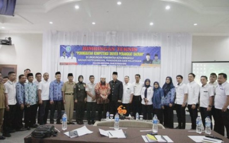 Wali Kota Bengkulu Helmi Hasan Foto Bersama 