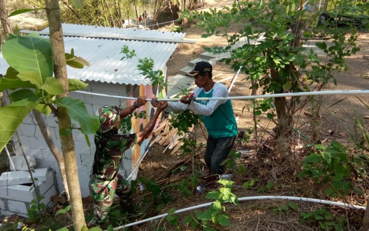 Perbaiki Pipa Peralon Saluran Wudhu Mushola Pemancingan Krama Cenil