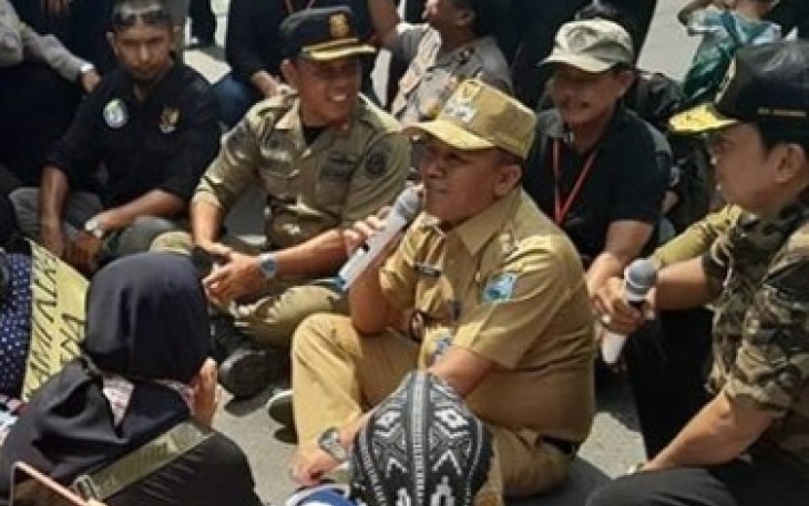 Wakil Walikota Tegal Temui Pendemo
