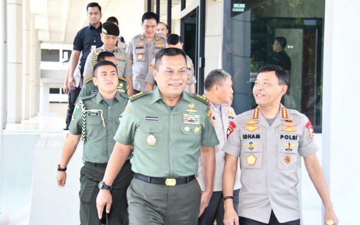 Kapolri dan Kasum TNI kunjungi Geladi Pasis Sesko TNI