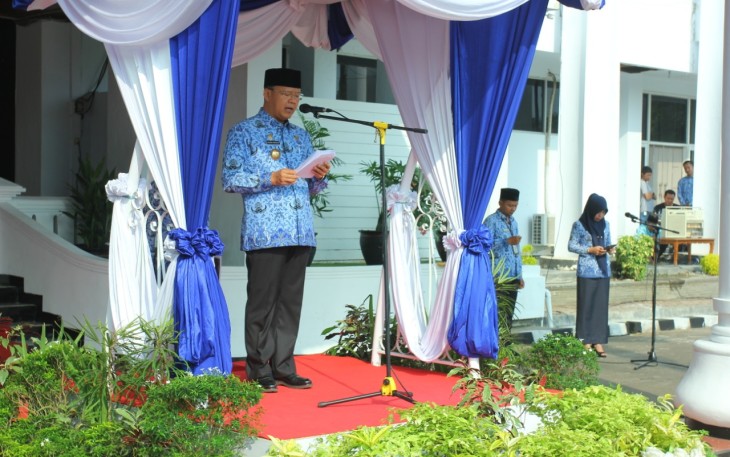 Gubernur Bengkulu Rohidin Mersyah Jadi Inspektur Upacara Dalam Peringatan HUT Korpri ke 48