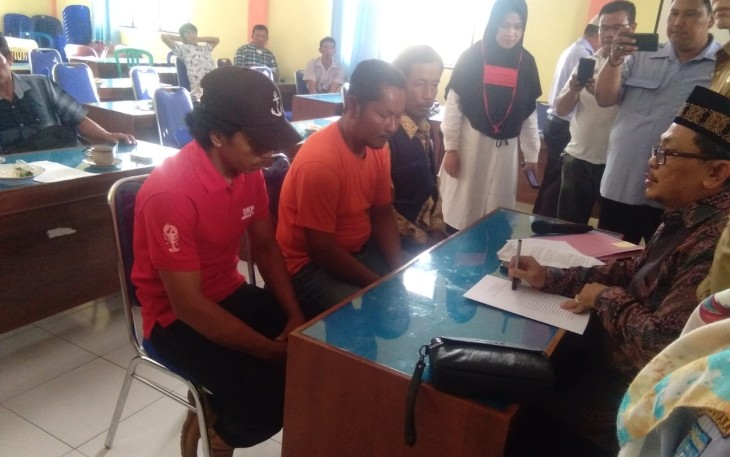 Proses Penandatanganan Badan Hukum Akta Notaris 