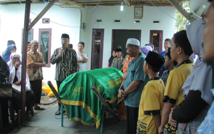 Gubernur Bengkulu Rohidin Mersyah Sambangi Rumah Korban Kecelakaan Bus Sriwijaya