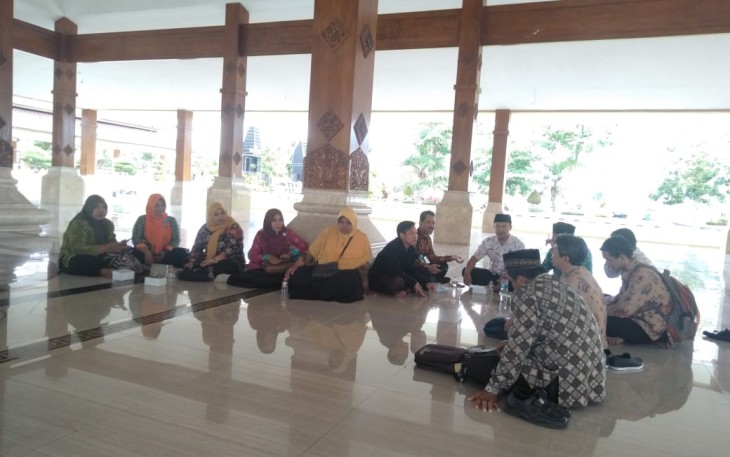 Sejumlah perwakilan IGPIN Kabupaten Blitar saat di ruang Sasana Adhi Praja kantor Bupati Blitar setelah bertemu Bupati Blitar.