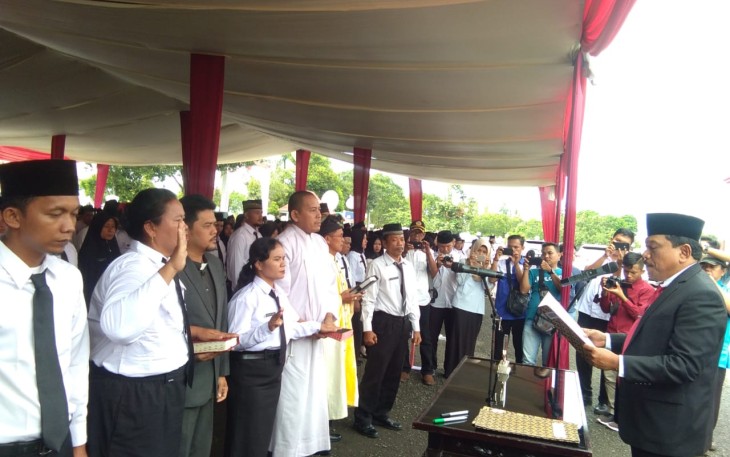 Bupati Bengkulu Utara Mian Lantik 1602 Anggota Badan Permusyawaratan Desa 
