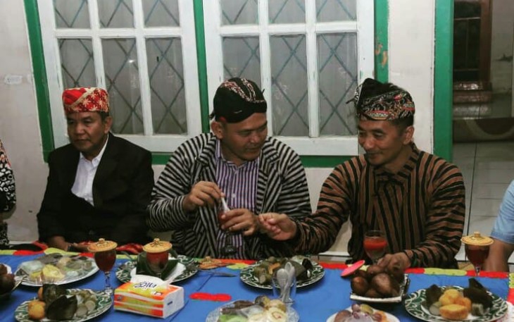 Wakil Bupati Pringsewu saat membuka dan melaunching Kurma Paris (Kuliner Malam Pajaresuk) di Kelurahan Pajaresuk