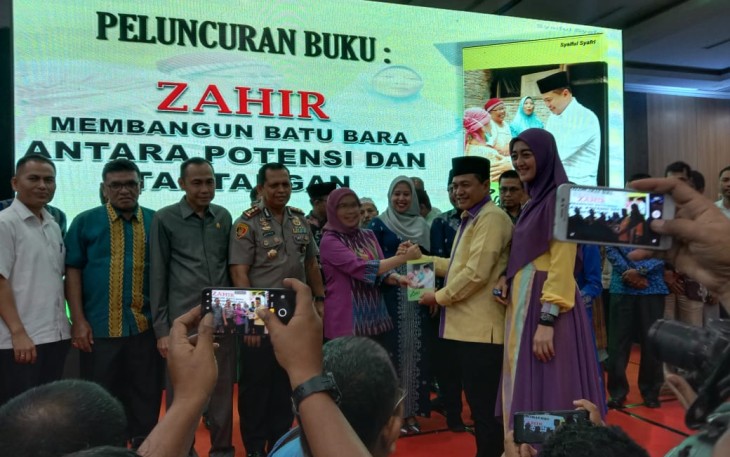 Bupati Batu Bara Ir Zahir M.AP luncurkan Bukunya yang ke 2 pada hari ulang tahun ke 51