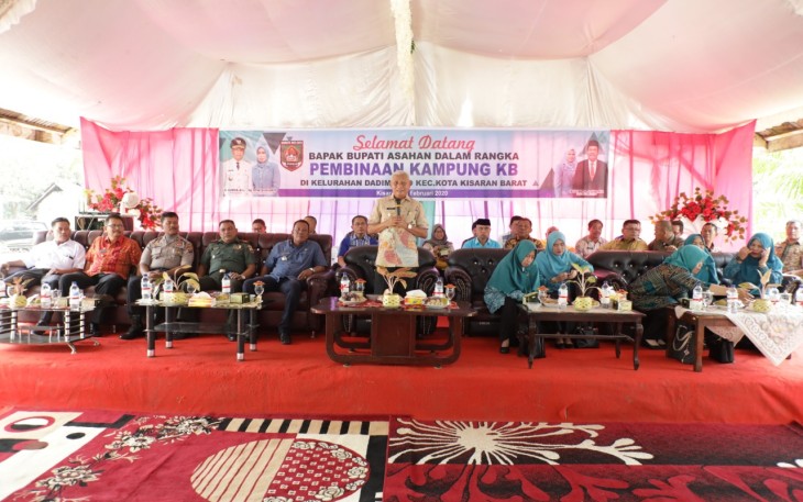 Bupati Asahan Hadiri Pembinaan Kampung KB di Dadimulyo 