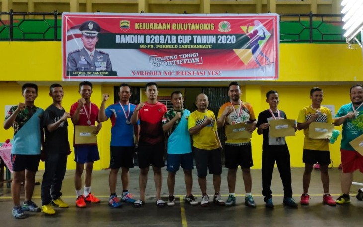 Dandim 0209/LB Letkol Inf Santoso Foto Bersama Pemenang Dandim Cup Tahun 2020